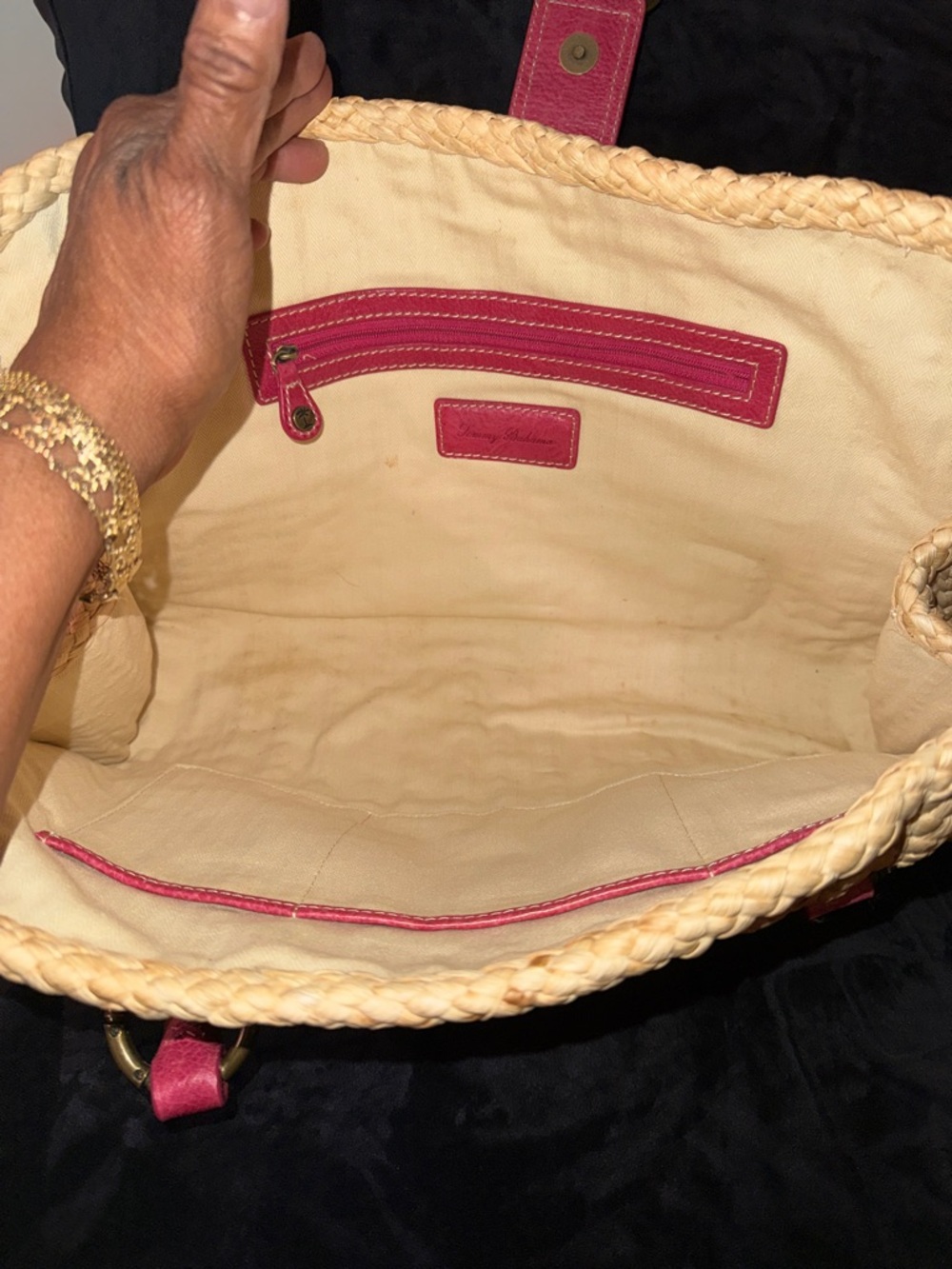 Tommy Bahama Straw Tote with Pink Leather Trim and Medallion - Picture 12 of 16